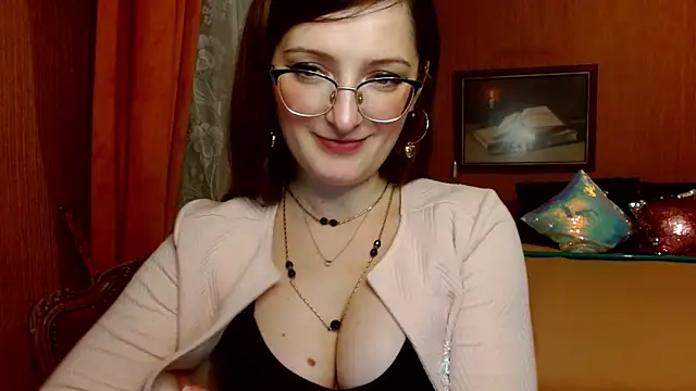 Arielsssplash online show from December 4, 5:49 pm