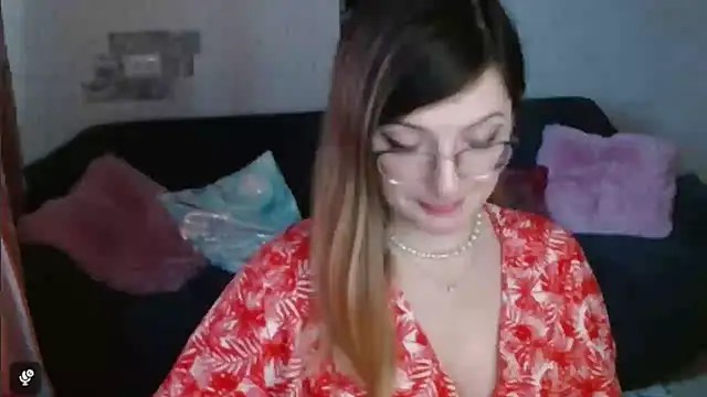 Arielsssplash online show from December 4, 8:02 am