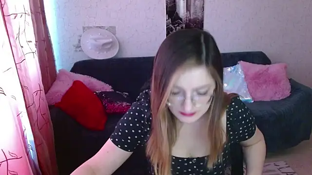 Arielsssplash online show from May 6, 5:33 am