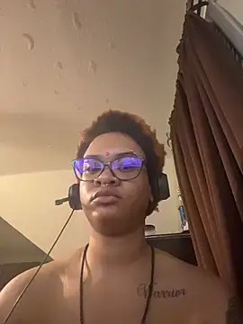 nickytheehawtie online show from March 4, 2:08 am