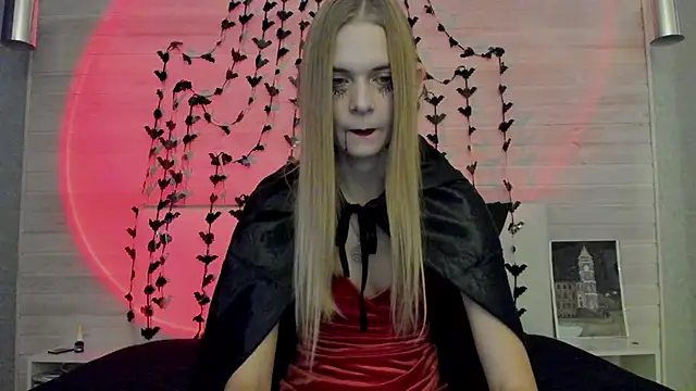 molly hunt  online show from October 31, 3:14 am