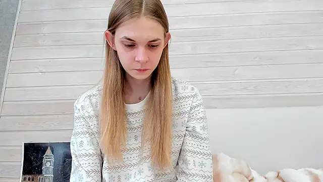 Snapshot of molly_hunt_ chatting on February 27, 2:57 am molly hunt online show from February 27, 2:57 am