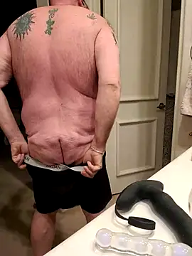 mrwizard4570 online show from March 7, 8:32 am