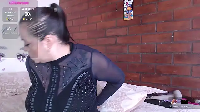 LIila28six online show from February 28, 2:28 pm