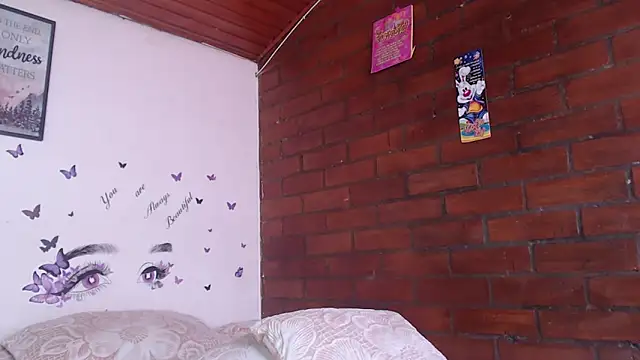 LIila28six online show from March 30, 3:57 pm