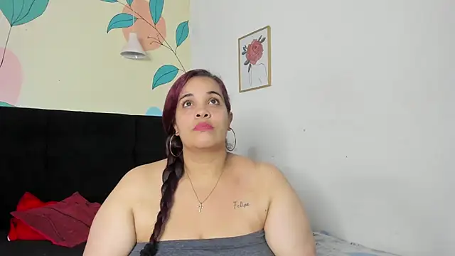 Alondra zaaens online show from April 12, 3:15 pm