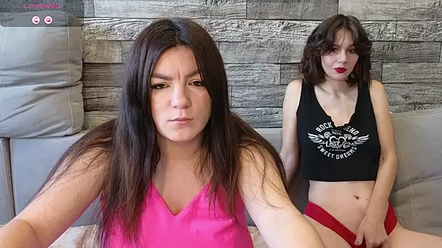Snapshot of Vika_loves_you chatting on September 19, 2:04 am Vika loves you online show from September 19, 2:04 am