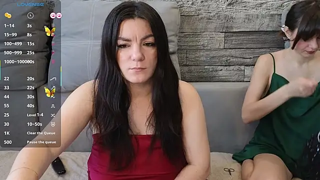 Vika loves you online show from April 3, 2:29 am