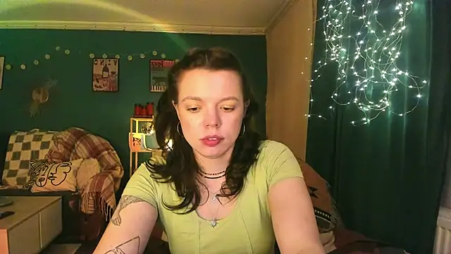 ClancyMorissey online show from April 6, 5:14 pm