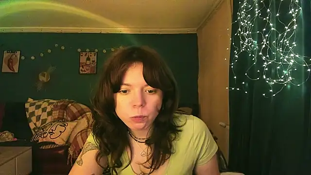 ClancyMorissey online show from April 24, 5:26 pm