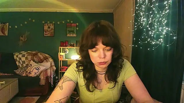 ClancyMorissey online show from April 15, 4:55 pm