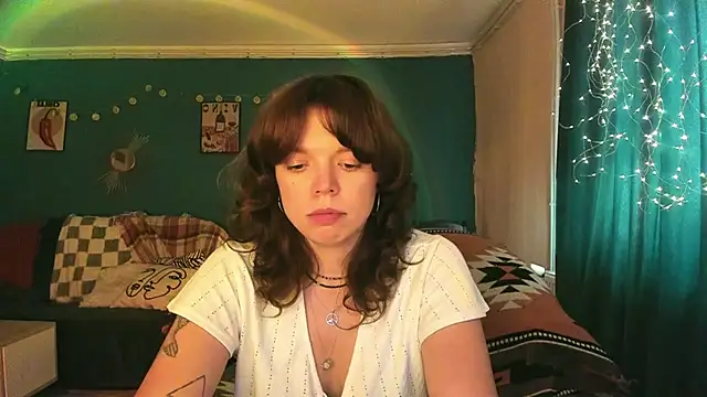 Snapshot of ClancyMorissey chatting on June 22, 4:48 pm ClancyMorissey online show from June 22, 4:48 pm
