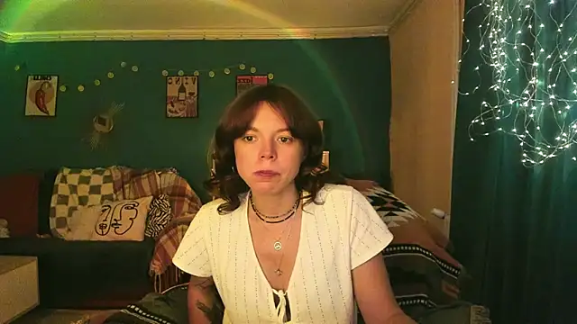 Snapshot of ClancyMorissey chatting on June 18, 5:40 pm ClancyMorissey online show from June 18, 5:40 pm