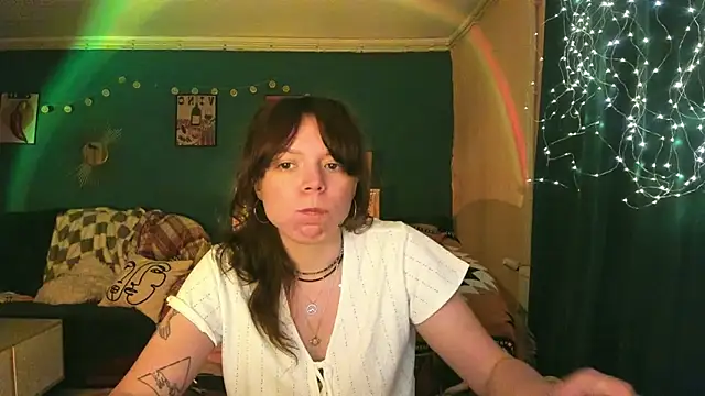 ClancyMorissey online show from May 21, 8:39 pm