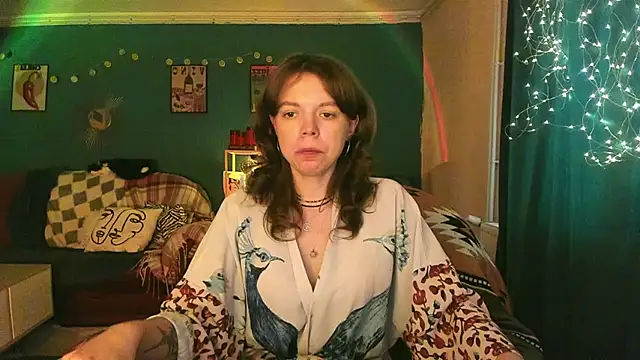 Snapshot of ClancyMorissey chatting on July 18, 4:48 pm ClancyMorissey online show from July 18, 4:48 pm