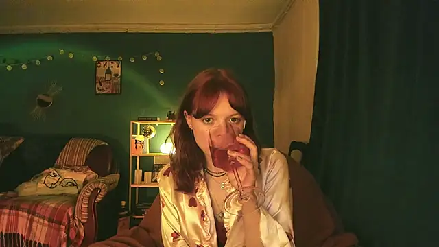 ClancyMorissey online show from March 8, 9:18 pm