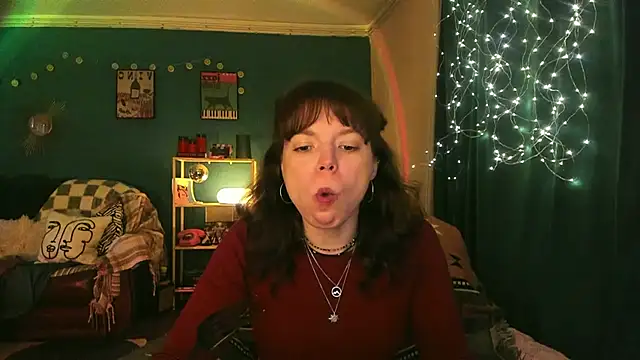 ClancyMorissey online show from March 2, 6:04 pm