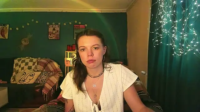 Snapshot of ClancyMorissey chatting on June 8, 5:24 pm ClancyMorissey online show from June 8, 5:24 pm