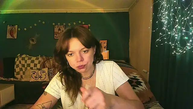 Snapshot of ClancyMorissey chatting on June 14, 4:41 pm ClancyMorissey online show from June 14, 4:41 pm