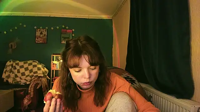 ClancyMorissey online show from October 29, 6:40 pm