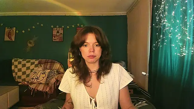 Snapshot of ClancyMorissey chatting on July 17, 4:37 pm ClancyMorissey online show from July 17, 4:37 pm
