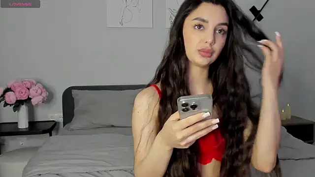 Snapshot of miss_emily_ chatting on February 28, 1:27 am miss emily online show from February 28, 1:27 am