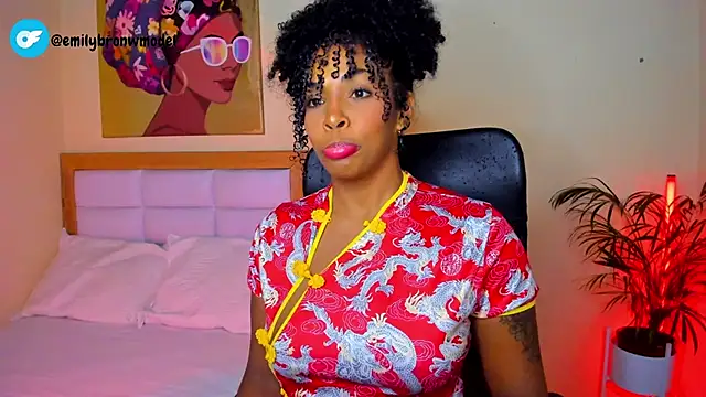 Snapshot of AitanaBrown_ chatting on June 9, 9:27 pm AitanaBrown online show from June 9, 9:27 pm