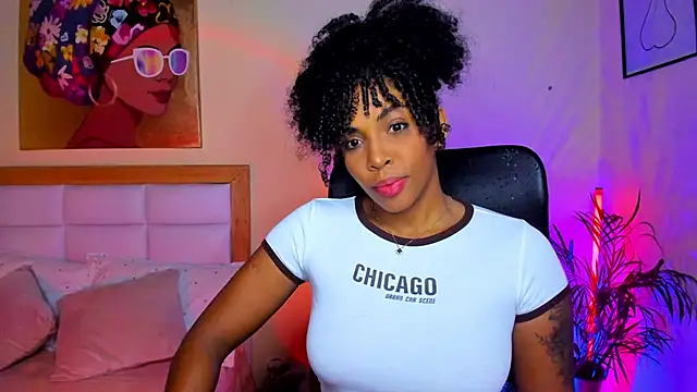 AitanaBrown  online show from February 28, 9:25 pm