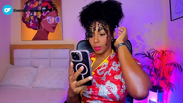 Snapshot of AitanaBrown_ chatting on May 22, 9:24 pm AitanaBrown online show from May 22, 9:24 pm