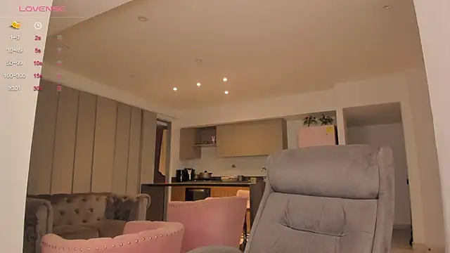 sofiia piink online show from February 3, 3:59 am