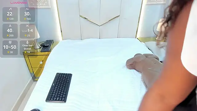 madycarter online show from March 21, 8:24 pm