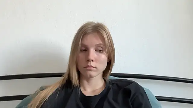 MaryMiton online show from June 7, 11:59 am