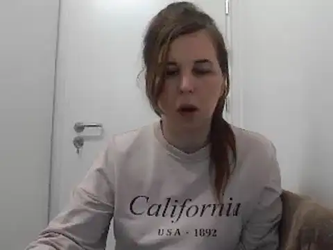 Snapshot of loveis007 chatting on February 26, 11:30 pm loveis007 online show from February 26, 11:30 pm