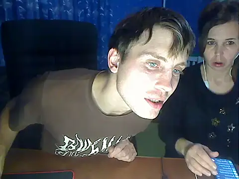 Snapshot of loveis007 chatting on November 14, 9:40 pm loveis007 online show from November 14, 9:40 pm