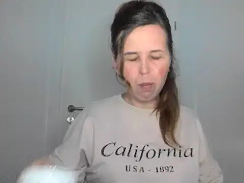 Snapshot of loveis007 chatting on March 14, 8:17 pm loveis007 online show from March 14, 8:17 pm