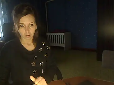 Snapshot of loveis007 chatting on November 21, 9:19 am loveis007 online show from November 21, 9:19 am