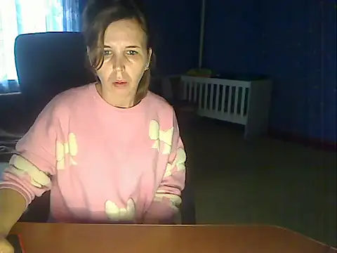 Snapshot of loveis007 chatting on November 10, 9:03 am loveis007 online show from November 10, 9:03 am