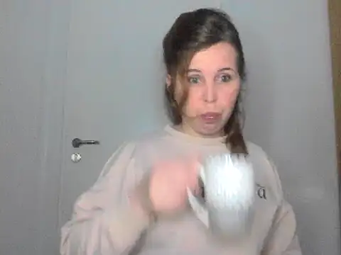 Snapshot of loveis007 chatting on March 7, 9:48 pm loveis007 online show from March 7, 9:48 pm