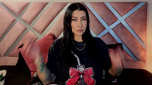  kelly hous36 online show from April 15, 12:53 pm