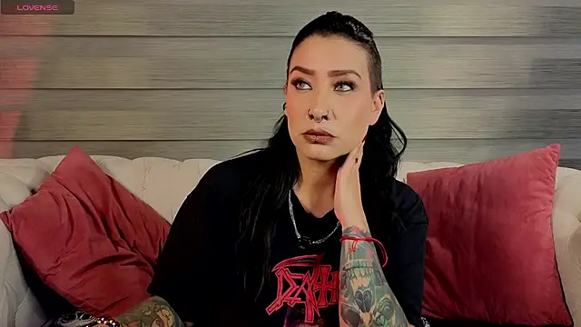  kelly hous36 online show from March 7, 1:16 pm