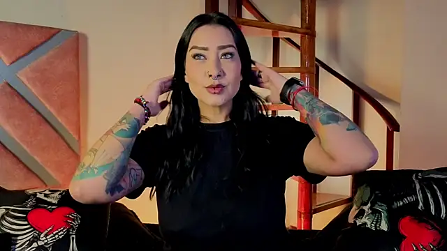  kelly hous36 online show from July 11, 1:11 pm