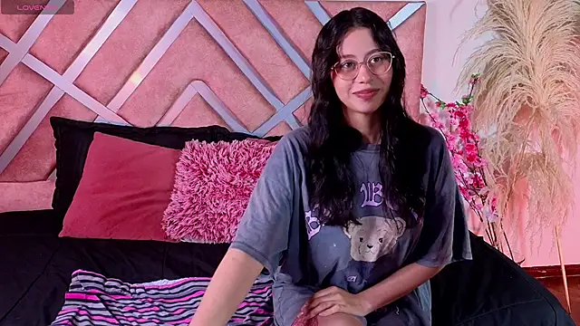  kelly hous36 online show from March 6, 5:22 pm