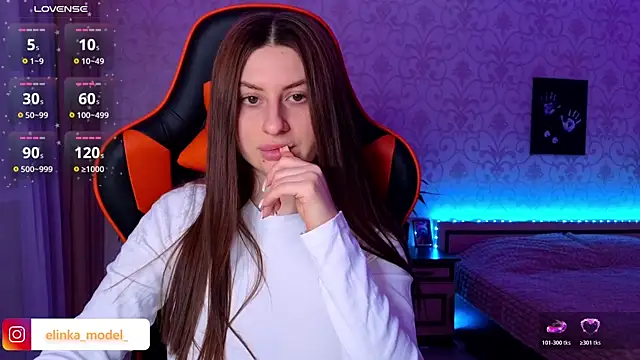 Elishka  online show from March 20, 9:05 pm