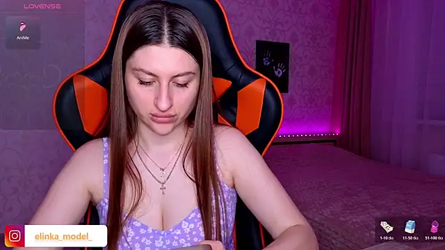 Elishka  online show from June 26, 8:03 pm