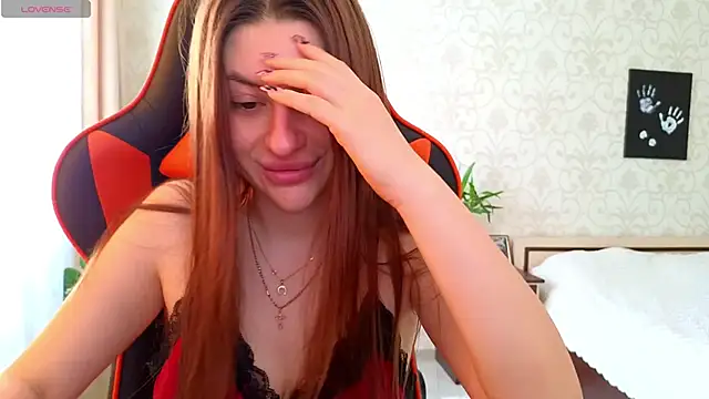 Elishka  online show from April 21, 5:47 am