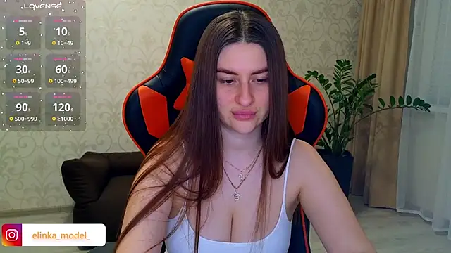 Elishka  online show from December 3, 8:19 pm