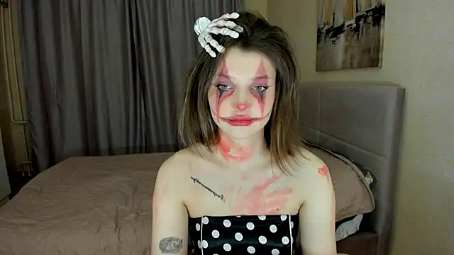 SoniNesti online show from October 31, 2:46 pm