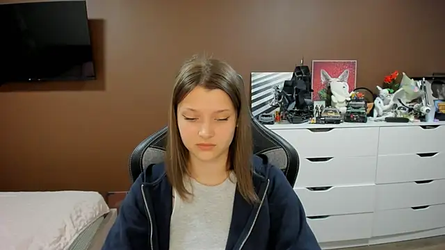 SoniNesti online show from May 27, 2:24 pm