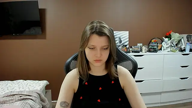 SoniNesti online show from April 10, 2:46 pm