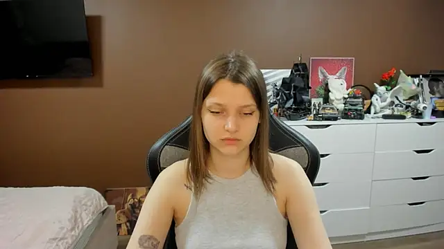 SoniNesti online show from May 28, 3:29 pm